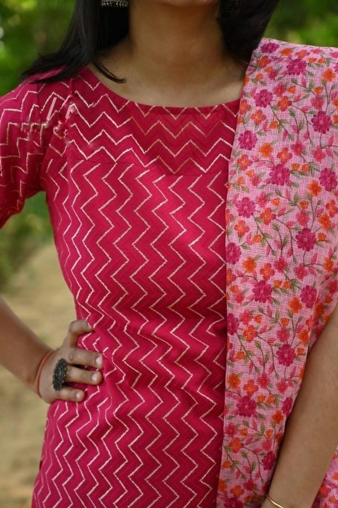 Pink Pure Cotton Kurta with Pyjama & Dupatta Set