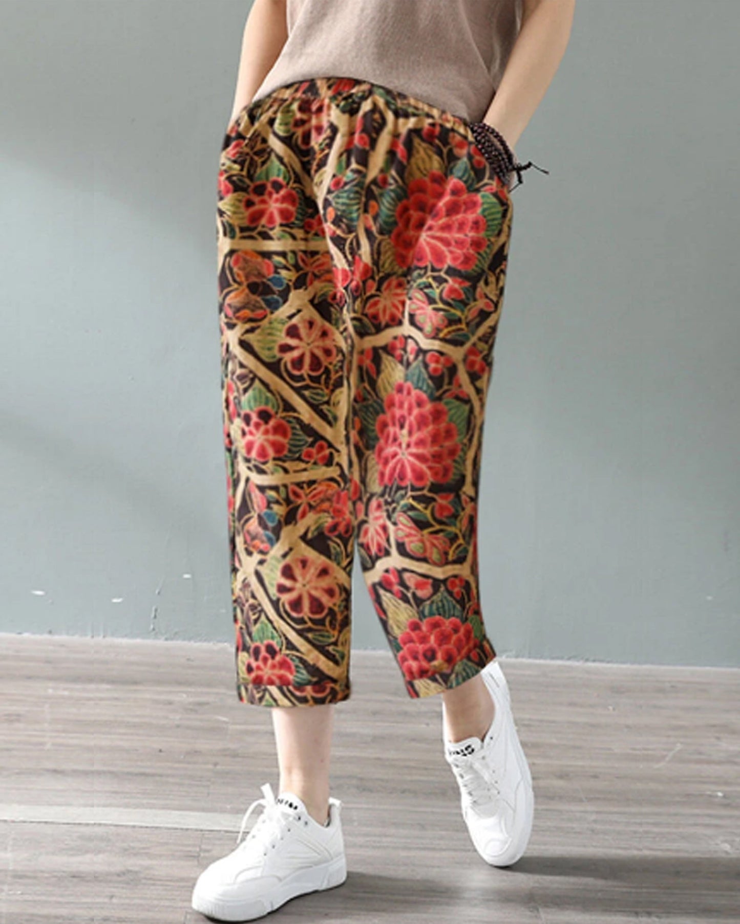 Vintage Mapple Leaf & Red Rangoli Pajama Capri Combo Pack For Womens & Girls(Pack Of 2 Pcs)