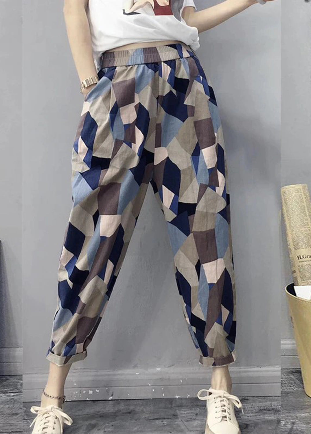 Vintage Grey Blue Trio & Ylw Blu Abstract Floral Capri Combo Pack For Womens & Girls(Pack Of 2 Pcs)